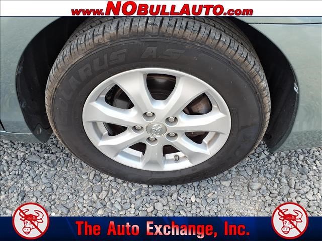 2011 Toyota Camry LE:RS25175