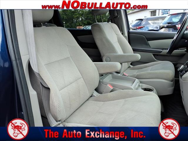 2016 Honda Odyssey SE:RS25057