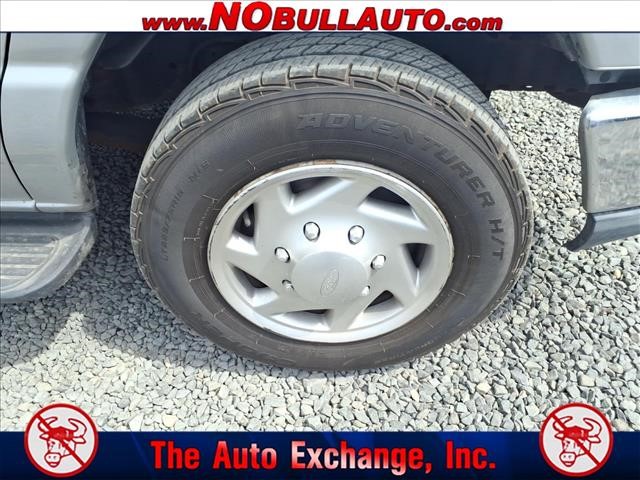 2011 Ford E-Series E-350 SD XLT:RS25140