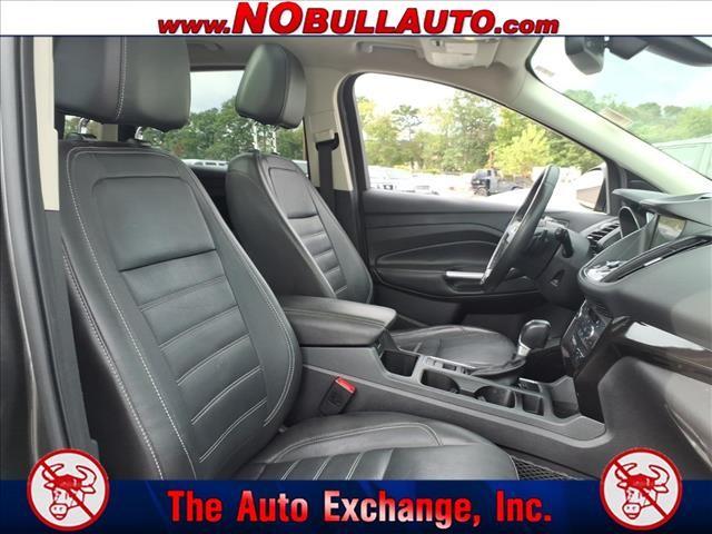 2017 Ford Escape Titanium:RS25208