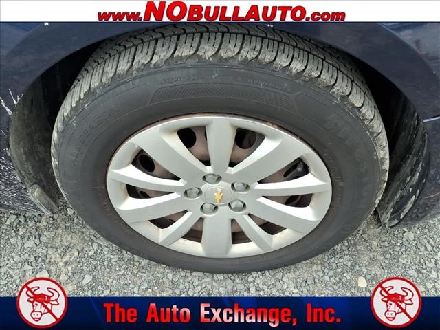 2011 Chevrolet Cruze LS:198285