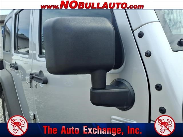 2011 Jeep Wrangler Unlimited Sport:RS25143