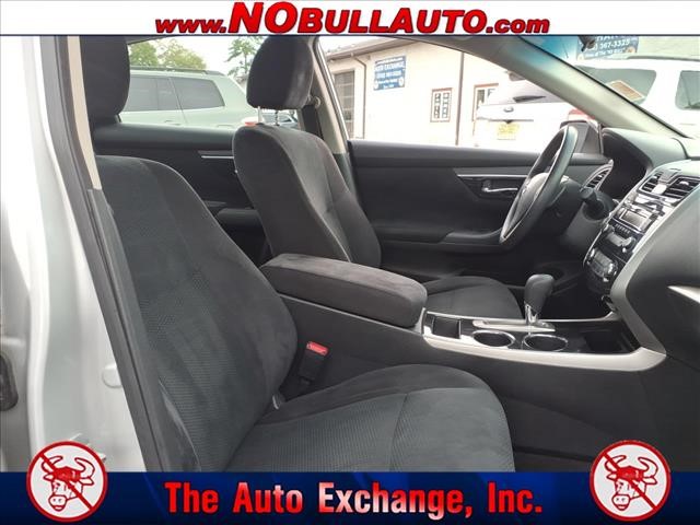 2014 Nissan Altima 2.5 S:RS25216