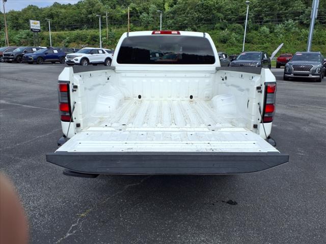 2022 Nissan Frontier S