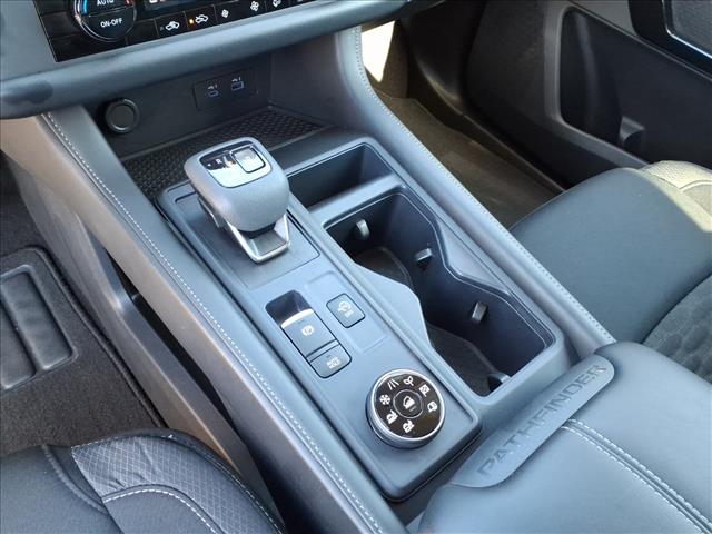 2024 Nissan Pathfinder S