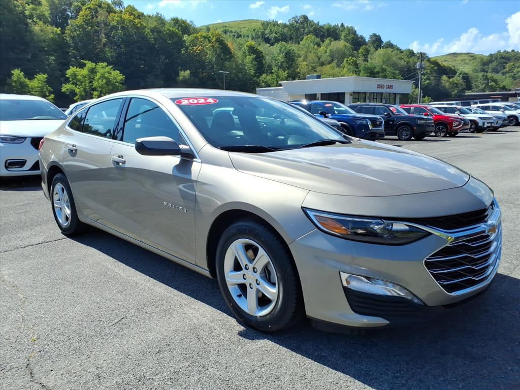 2024 Chevrolet Malibu LT with 1LT FWD
