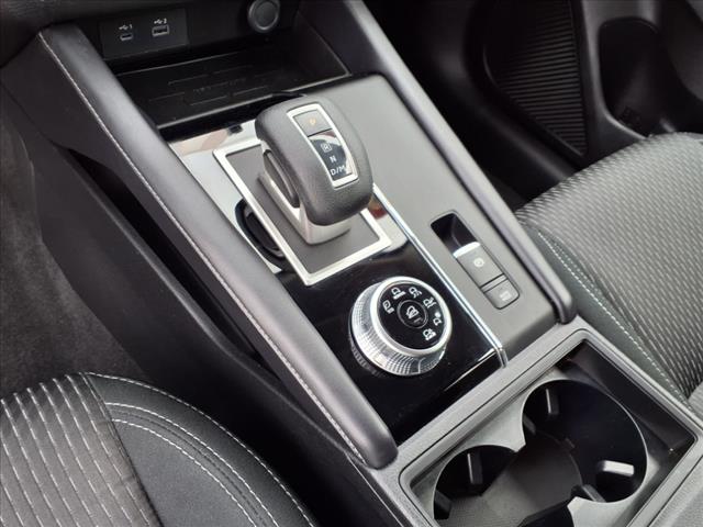 2024 Mitsubishi Outlander ES