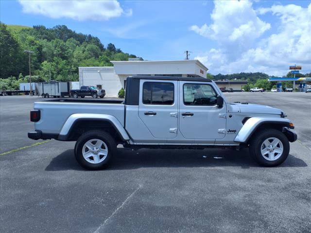 2023 Jeep Gladiator Sport