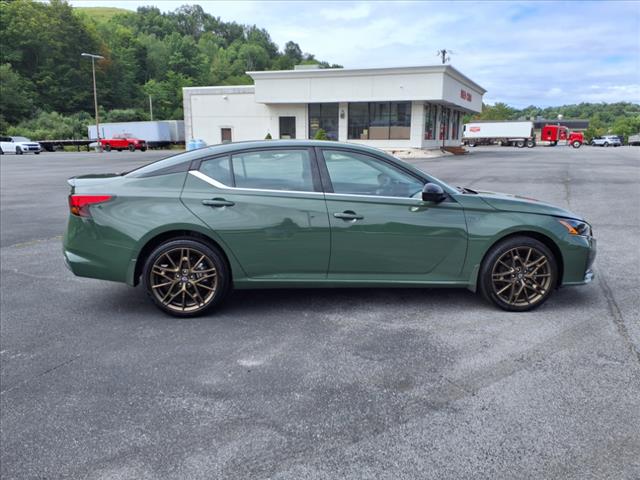 2025 Nissan Altima 2.5 SR