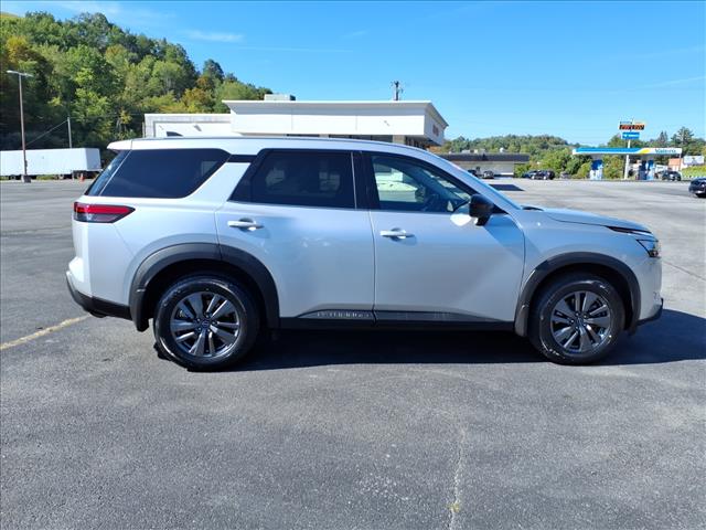2024 Nissan Pathfinder S