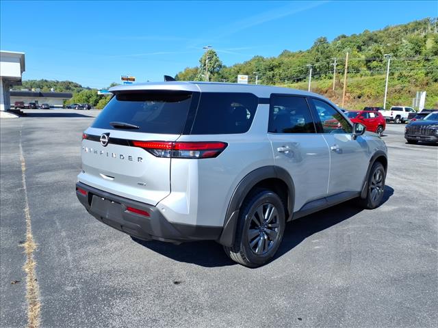 2024 Nissan Pathfinder S