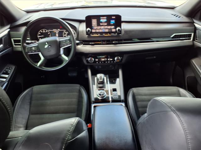 2022 Mitsubishi Outlander Black Edition