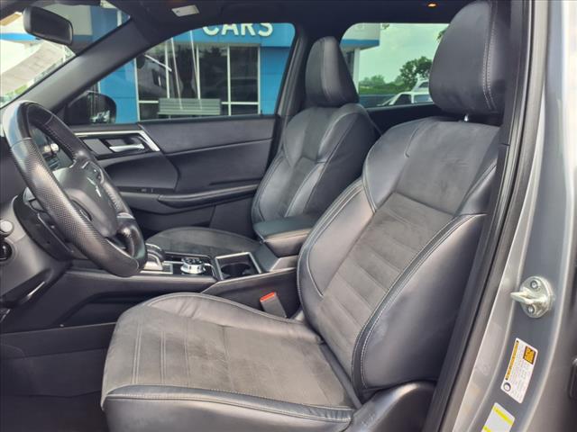 2022 Mitsubishi Outlander Black Edition
