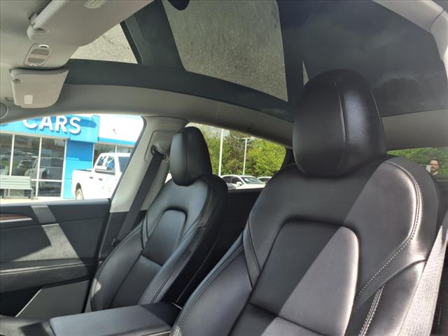 2024 Tesla Model Y Base