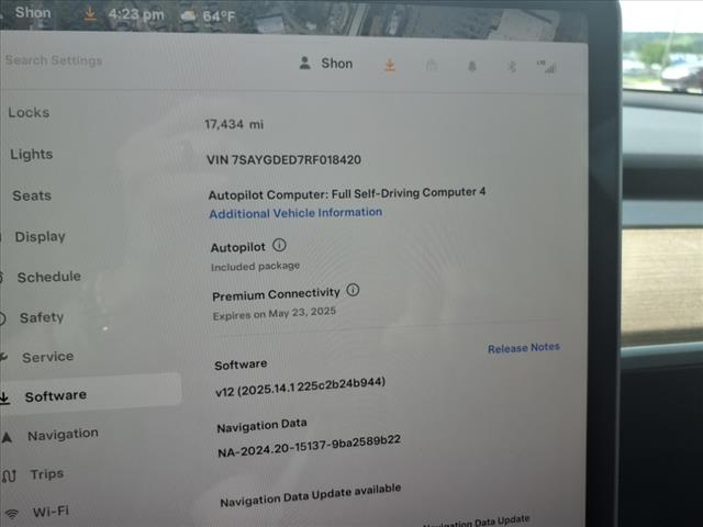 2024 Tesla Model Y Base
