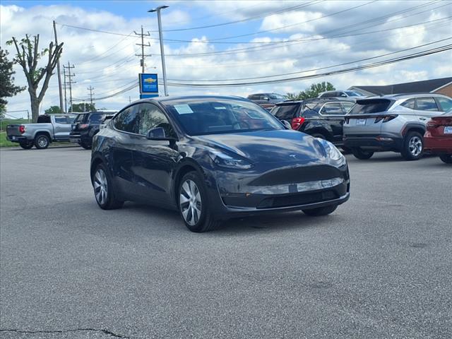 2024 Tesla Model Y Base