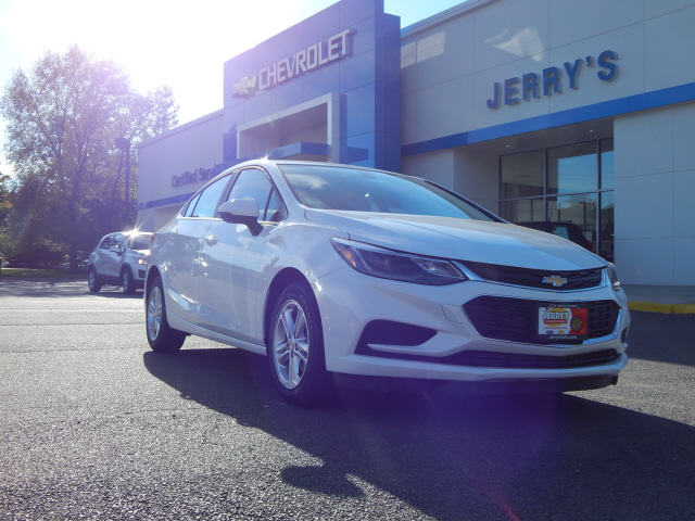 New 2017 Chevrolet Cruze LT for sale by Jerry's Chevrolet, INC. in Leesburg, VA