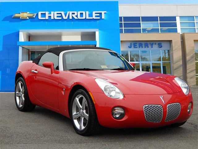 Preowned 2006 PONTIAC Solstice Base for sale by Jerry's Leesburg Chevrolet in Leesburg, VA