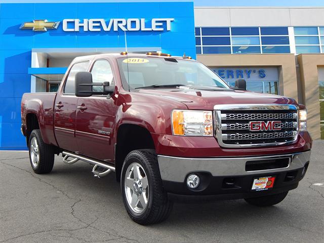 Preowned 2014 GMC Sierra SLT for sale by Jerry's Chevrolet, INC. in Leesburg, VA