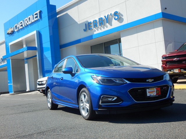 New 2017 Chevrolet Cruze LT for sale by Jerry's Chevrolet, INC. in Leesburg, VA