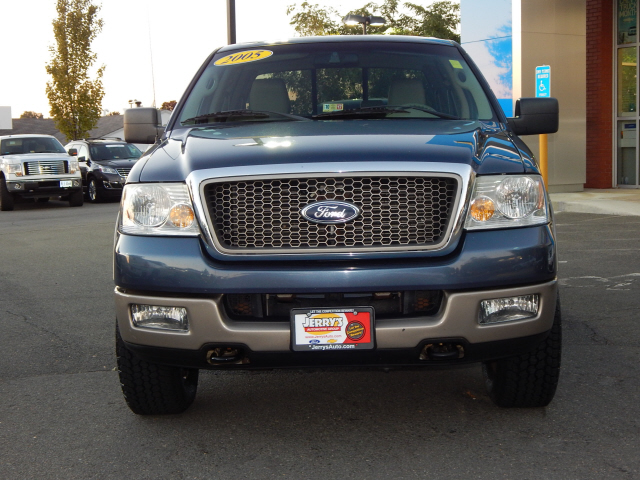 Preowned 2005 FORD F-150 Lariat for sale by Jerry's Chevrolet, INC. in Leesburg, VA