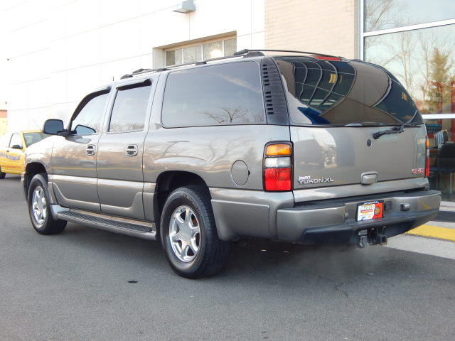 Preowned 2005 GMC Yukon XL Denali  DVD for sale by Jerry's Chevrolet, INC. in Leesburg, VA