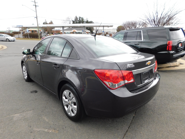 Preowned 2014 Chevrolet Cruze LS Auto for sale by Jerry's Chevrolet, INC. in Leesburg, VA