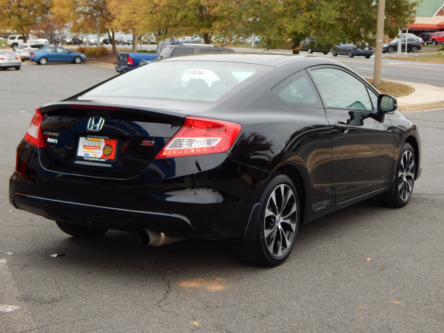 Preowned 2013 HONDA Civic Si for sale by Jerry's Leesburg Chevrolet in Leesburg, VA