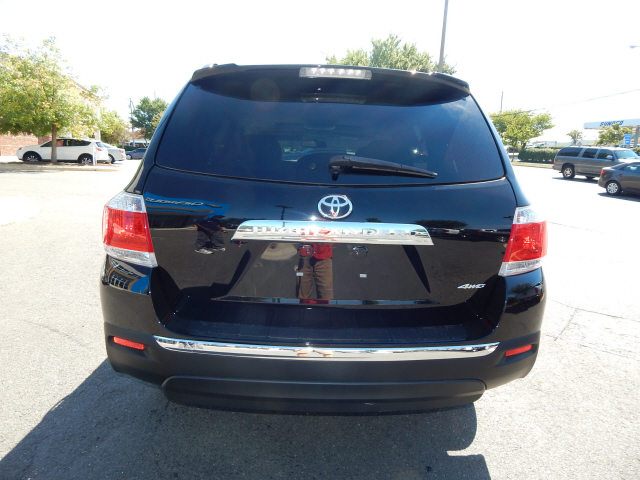 Preowned 2012 TOYOTA Highlander Limited  Nav for sale by Jerry's Chevrolet, INC. in Leesburg, VA