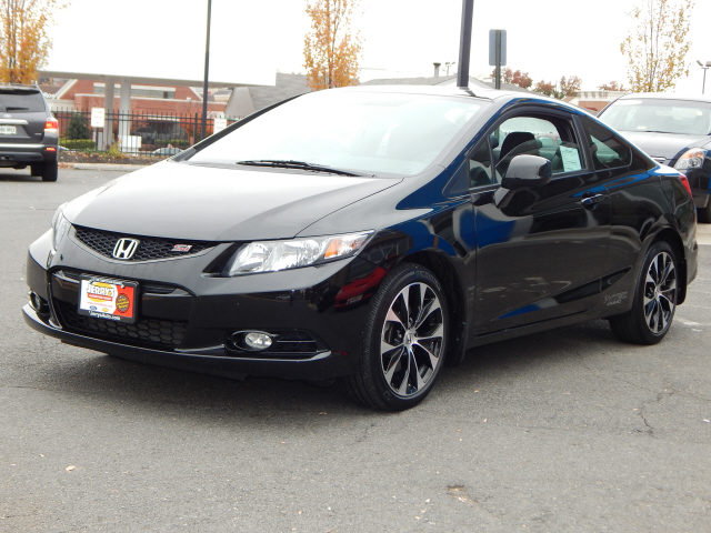 Preowned 2013 HONDA Civic Si for sale by Jerry's Leesburg Chevrolet in Leesburg, VA