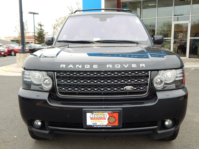 Preowned 2012 Land Rover Range Rover HSE for sale by Jerry's Leesburg Chevrolet in Leesburg, VA