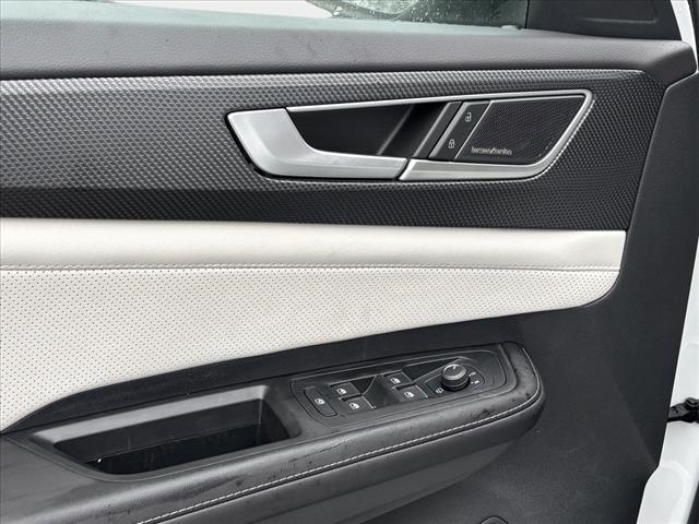 2025 Volkswagen Atlas Cross Sport 2.0T SEL Premium R-Line