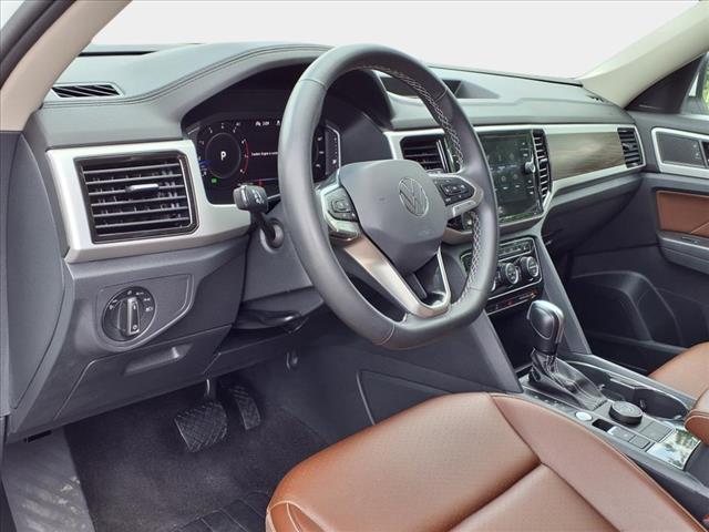 2022 Volkswagen Atlas 3.6L V6 SE w/Technology