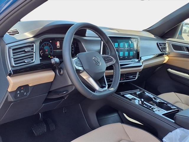 2025 Volkswagen Atlas Cross Sport 2.0T SE w/Technology