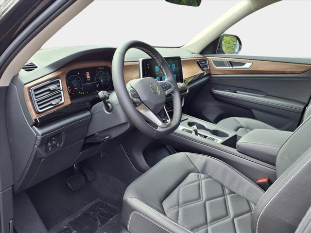 2025 Volkswagen Atlas 2.0T SE