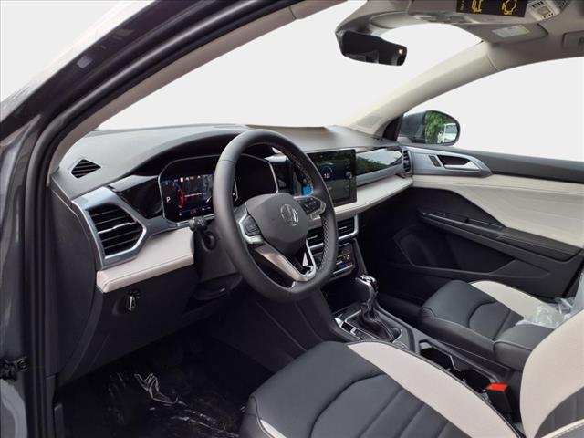 2025 Volkswagen Taos 1.5T SEL