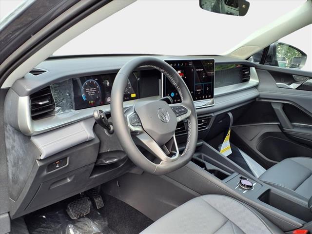 2025 Volkswagen Tiguan 2.0T SE