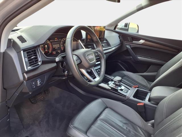 2022 Audi Q5 quattro Premium Plus 40 TFSI