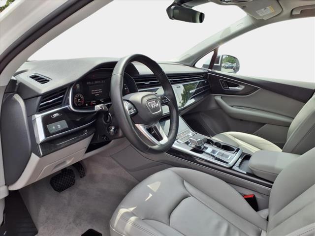 2022 Audi Q7 quattro Premium Plus 45 TFSI
