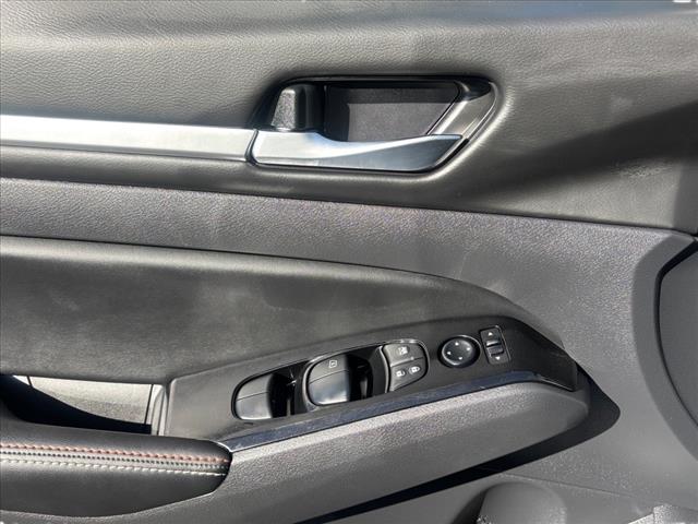 2024 Nissan Altima 2.0 SR