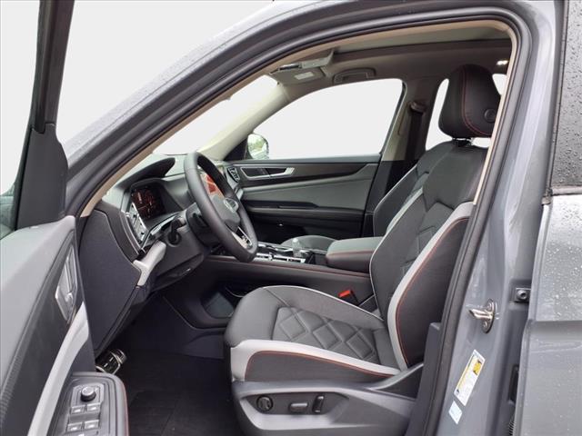 2025 Volkswagen Atlas 2.0T Peak Edition SE
