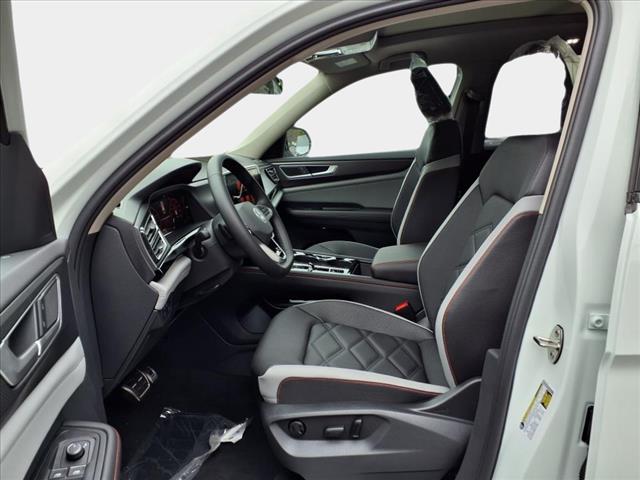 2025 Volkswagen Atlas Peak Edition 4Motion