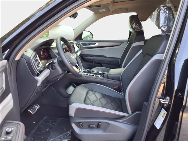 2025 Volkswagen Atlas Peak Edition 4Motion