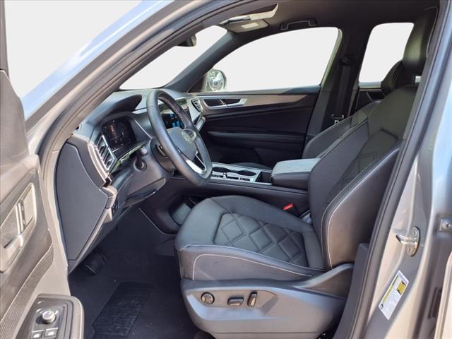 2024 Volkswagen Atlas Cross Sport SE