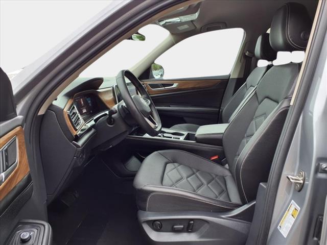 2024 Volkswagen Atlas SE