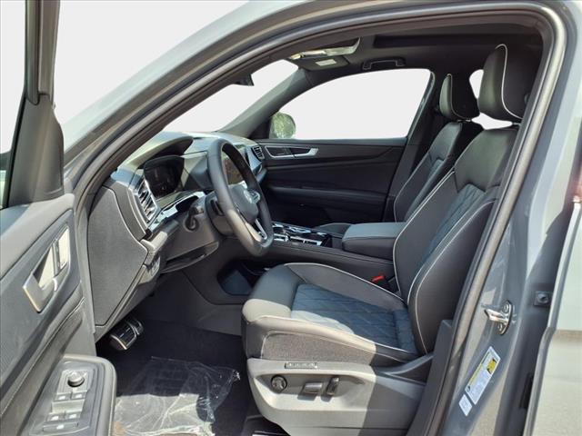 2025 Volkswagen Atlas Cross Sport 2.0T SEL Premium R-Line