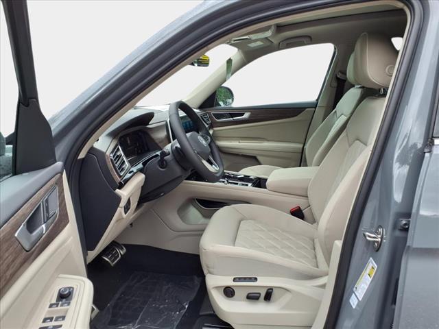 2025 Volkswagen Atlas 2.0T SEL Premium R-Line