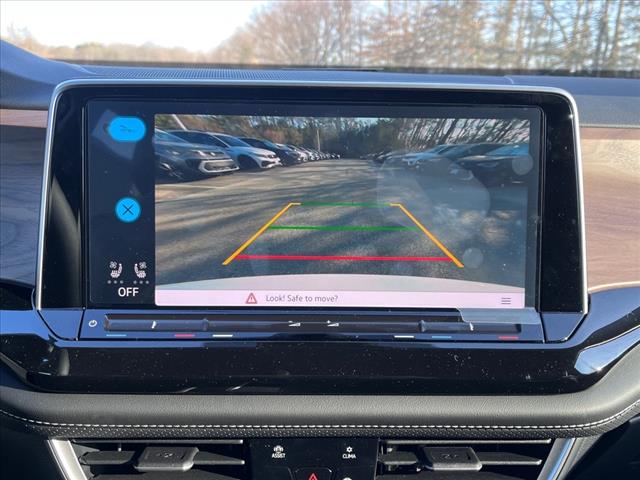 2025 Volkswagen Atlas 2.0T SE