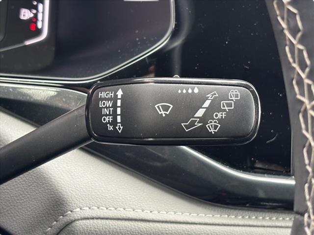 2022 Volkswagen Taos SEL 4Motion