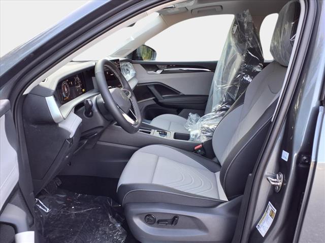 2025 Volkswagen Tiguan 2.0T SE